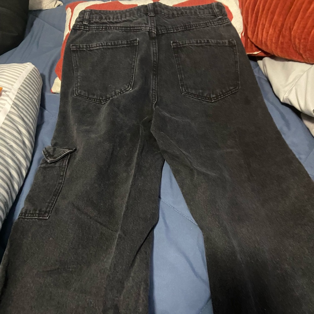 Forever 21 Black Cargo Jeans – Size 28 Pants